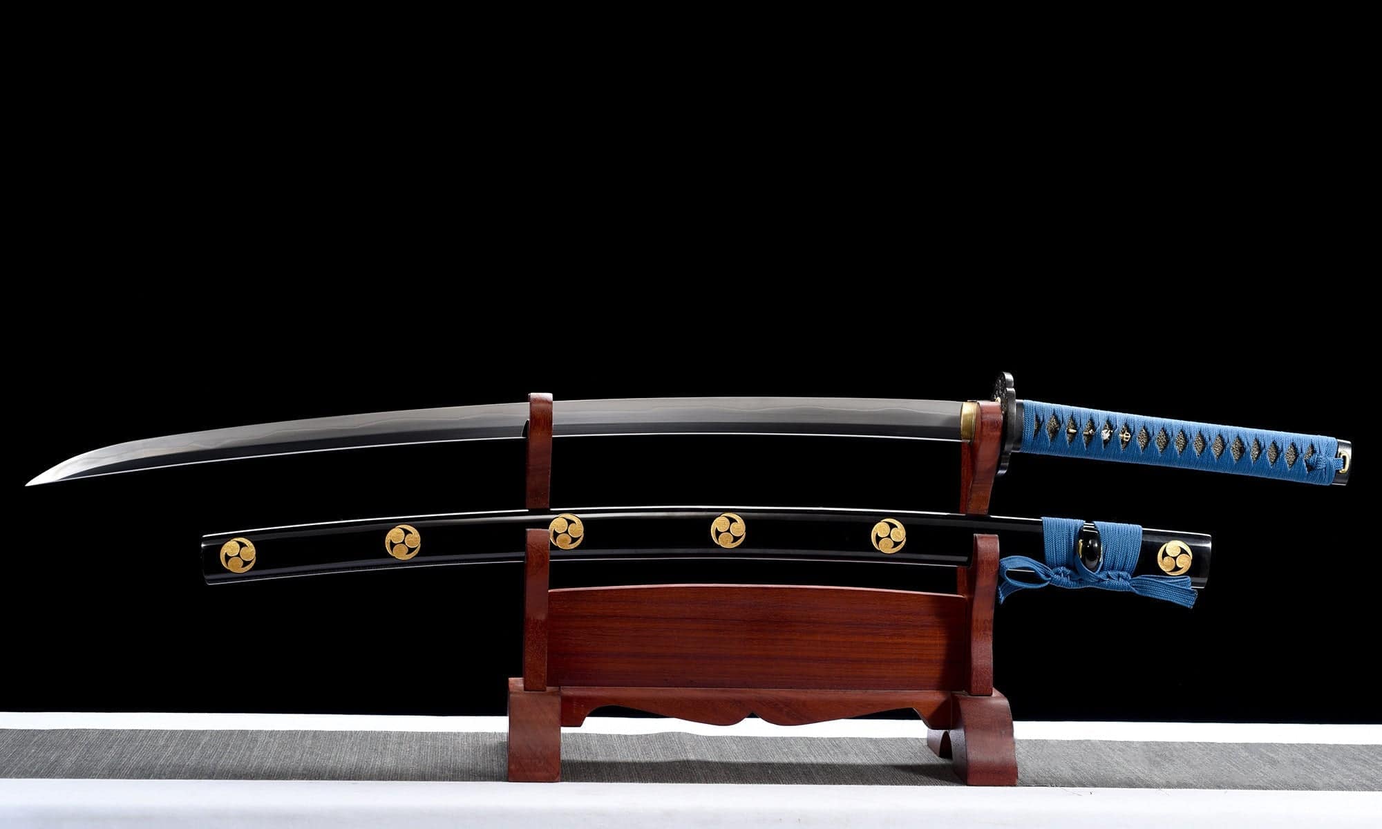 Black And Blue Mitsudomoe Katana