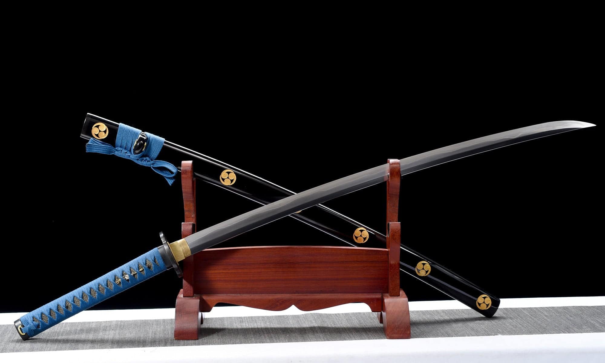 Black And Blue Mitsudomoe Katana