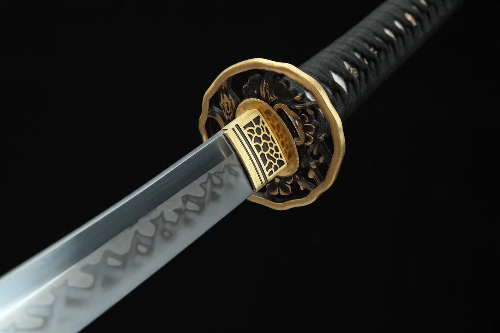 Samurai Katana Sand Pattern