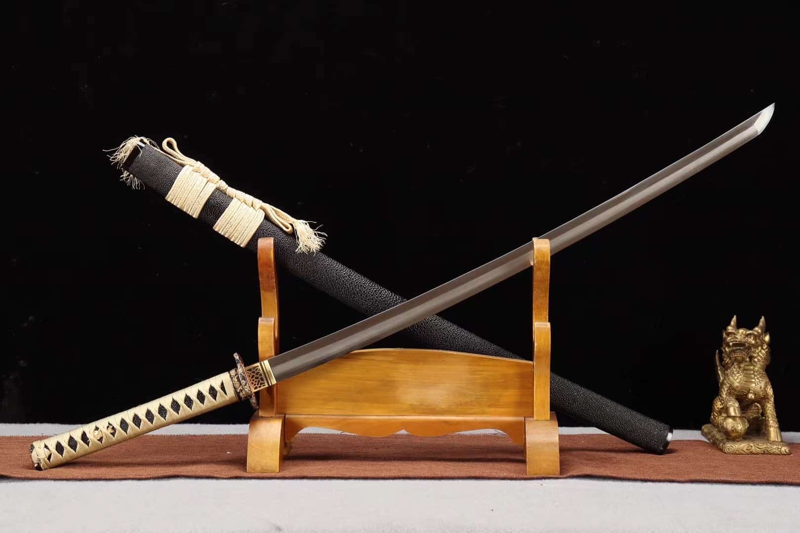 Shinogi-Zukuri Katana