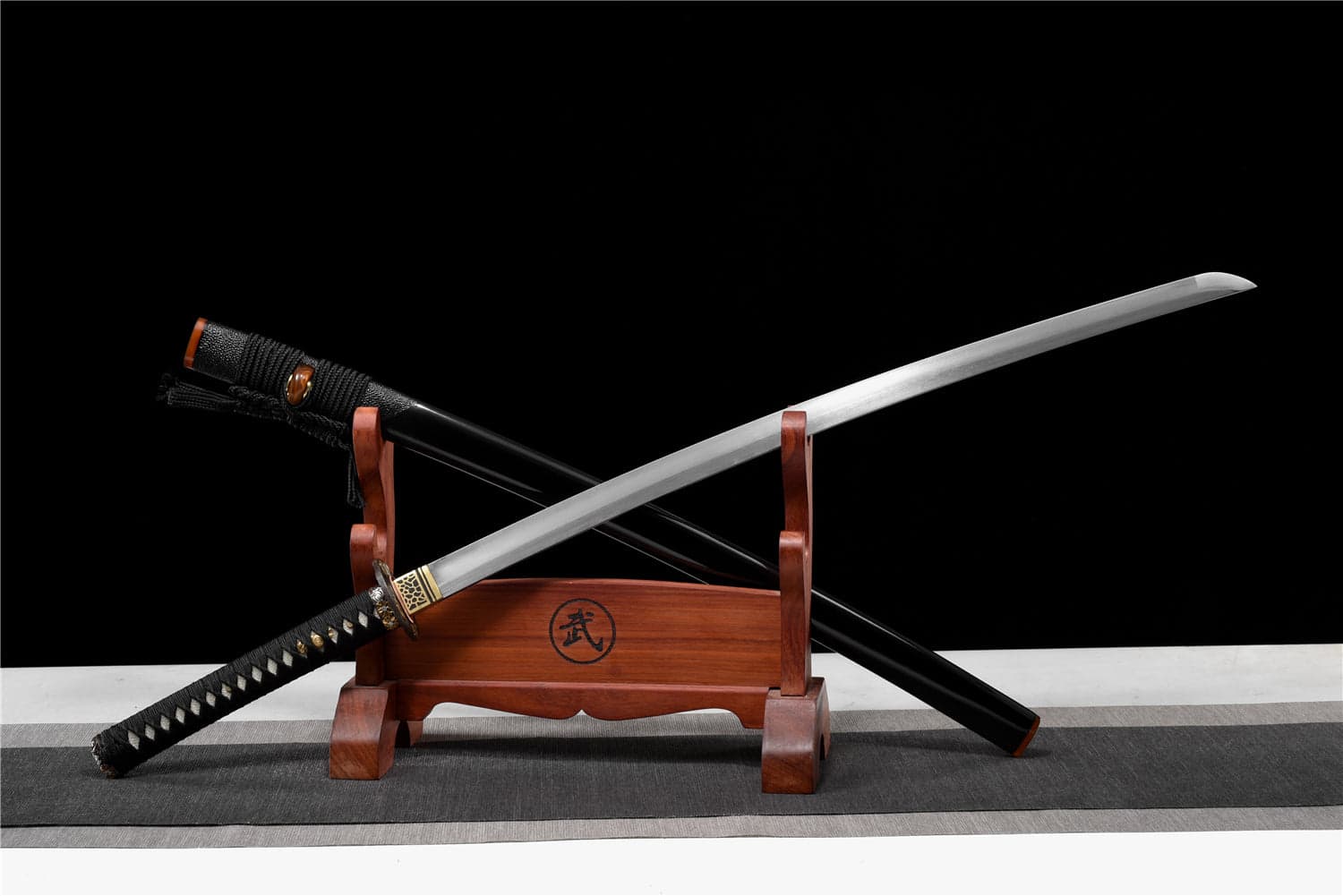 Royal Chrysanthemum Katana