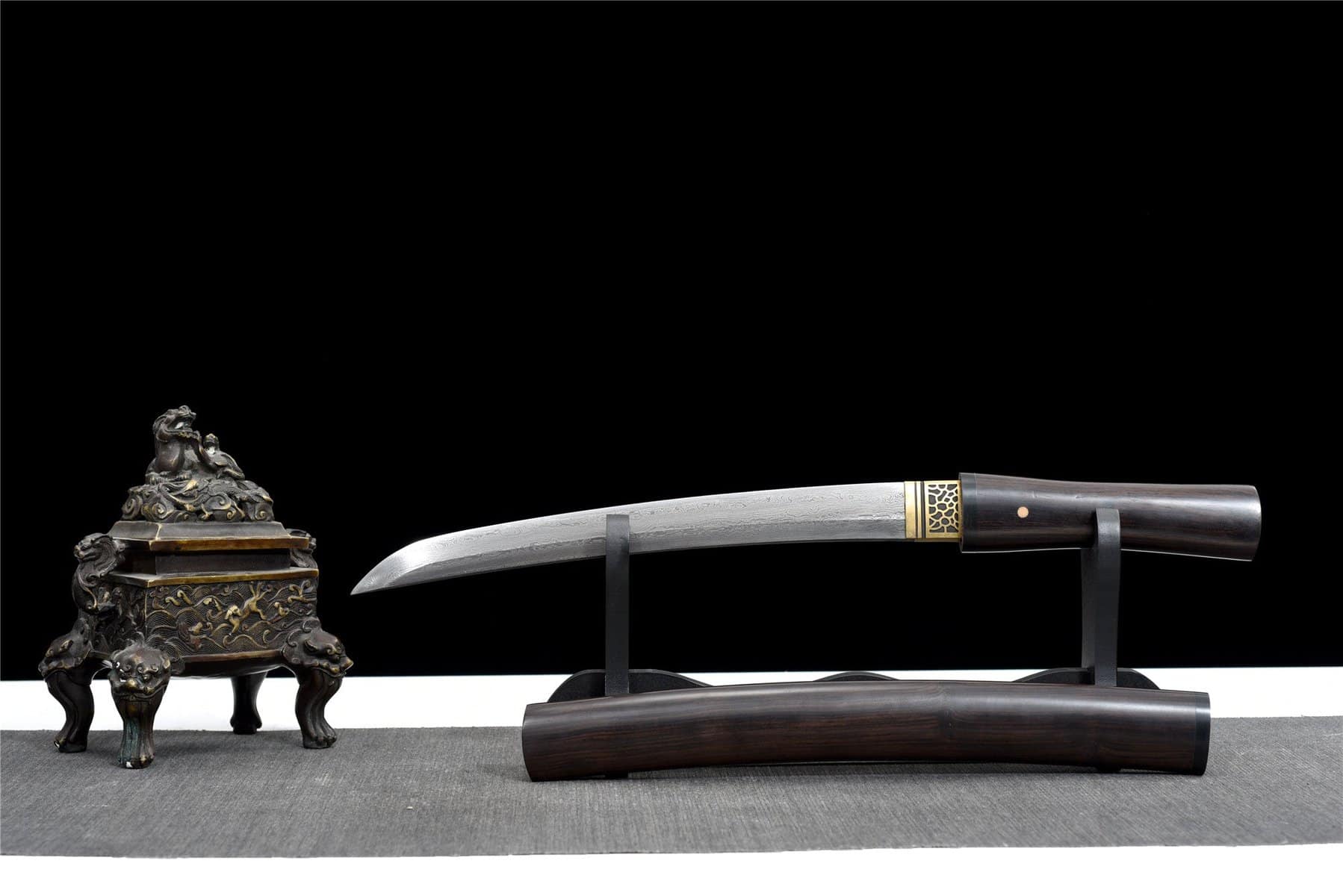 Black Shirasaya Tanto