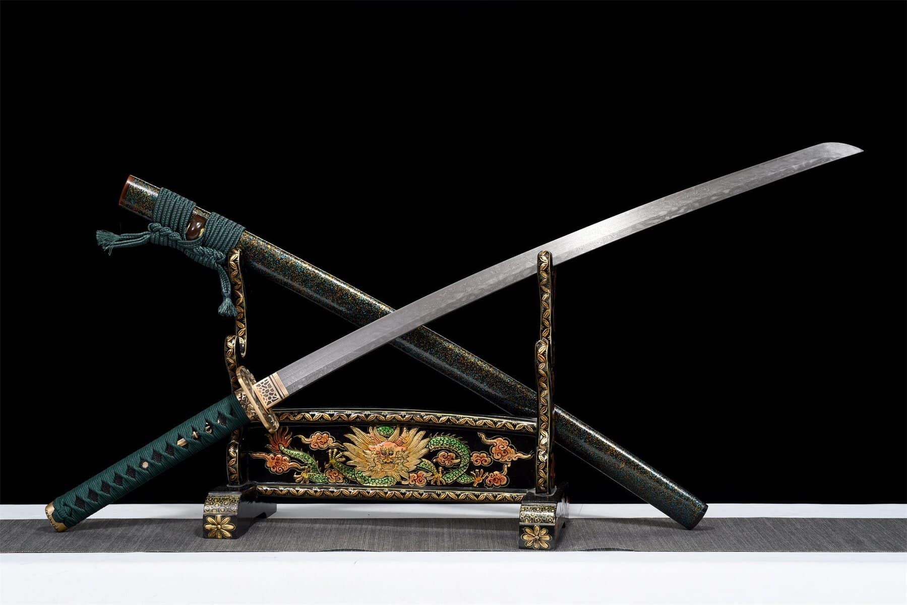 Green Shinto Damascus Katana