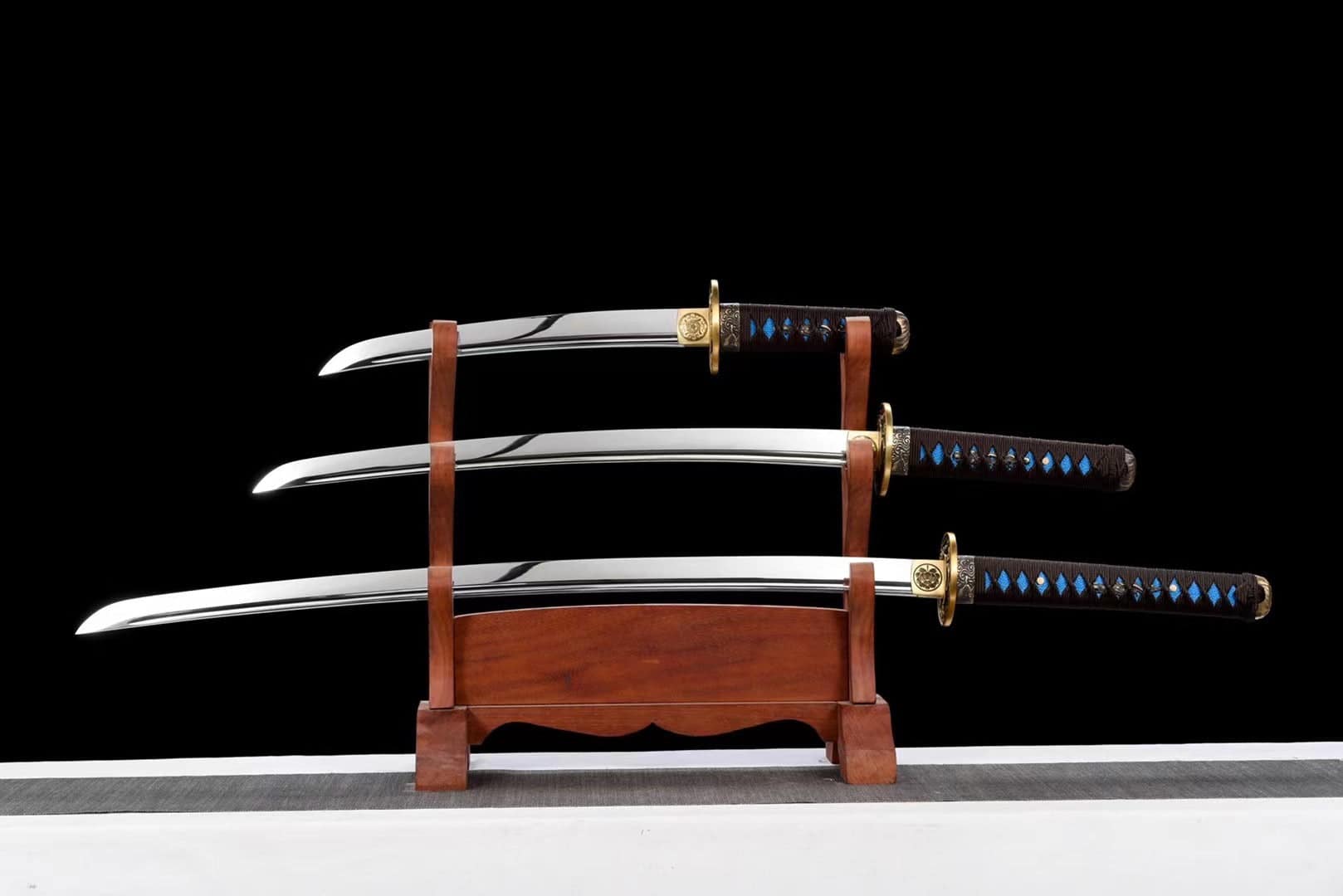 Ghost Of Tsushima Swords Kit