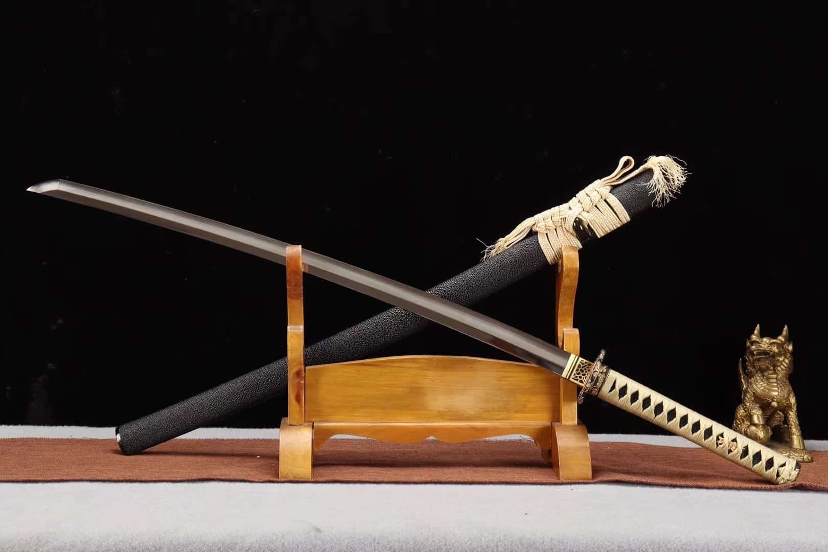 Shinogi-Zukuri Katana