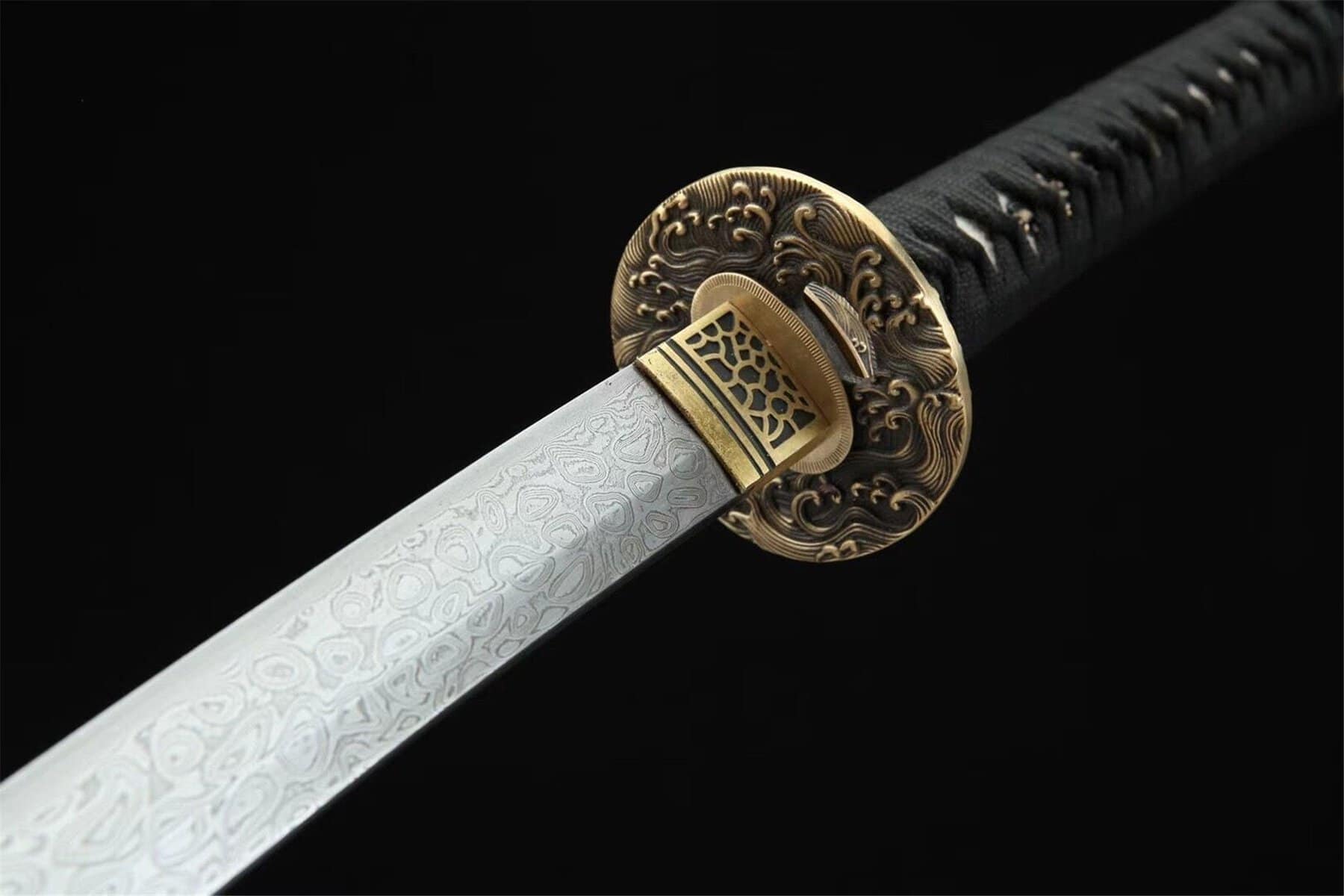 Red Dragon Black Katana