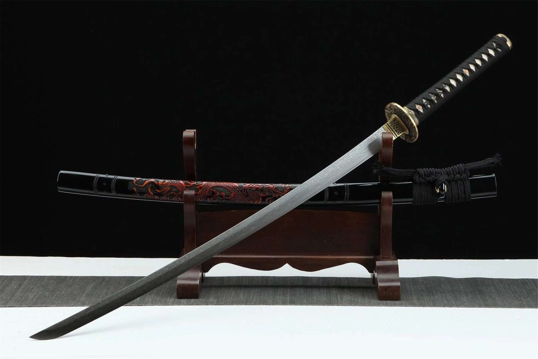 Red Dragon Black Katana