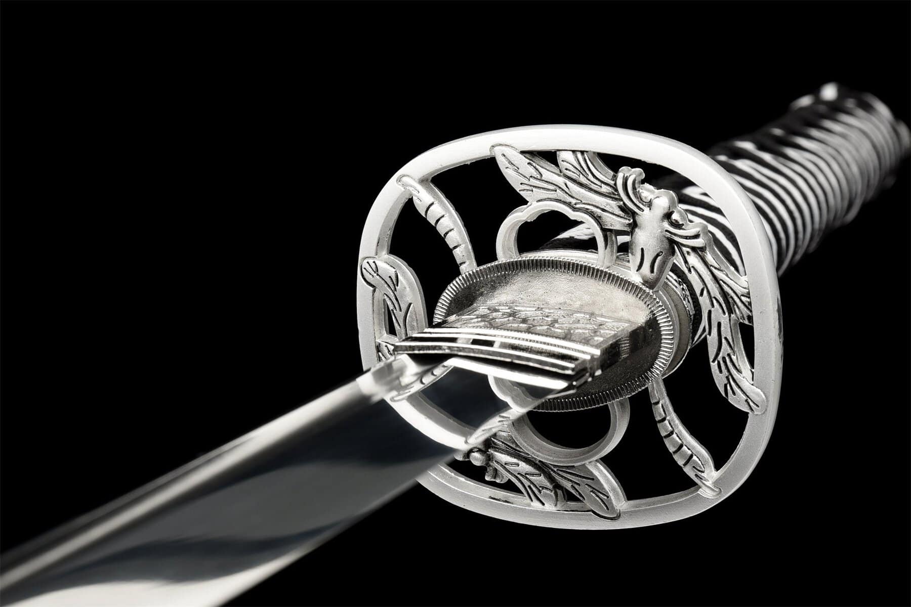 Dragon Skin Black And Yellow Japanese Tachi